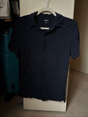 Express Men’s Navy Short-Sleeve Button-Down Shirt